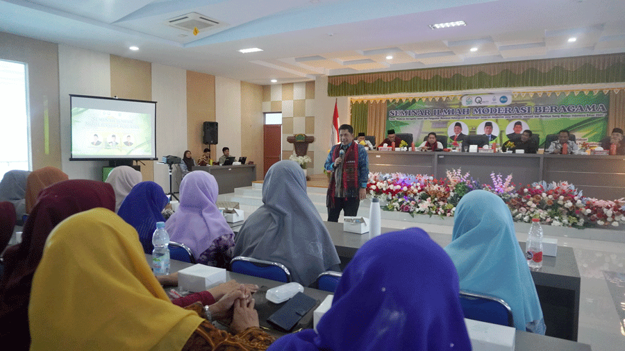 UIN Syekh Ali Hasan Ahmad Addary Padangsidimpuan Perkuat Moderasi Beragama melalui Seminar Ilmiah Bersama Dua Guru Besar Kemenag RI